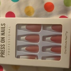 Jewelled nails kit professional press on nails